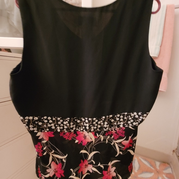 Axcess Like New Summer sleeveless Black Colorfu - Picture 2 of 3